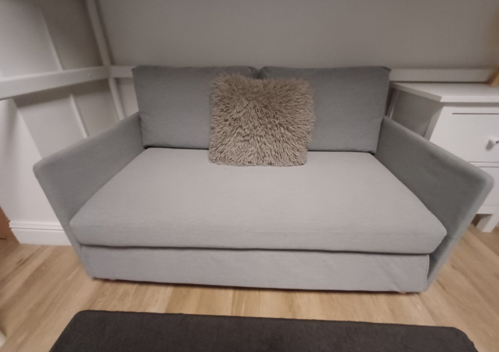 Slaapbank, Huis en Inrichting, Slaapkamer | Slaapbanken, Ophalen, Zo goed als nieuw, Grijs