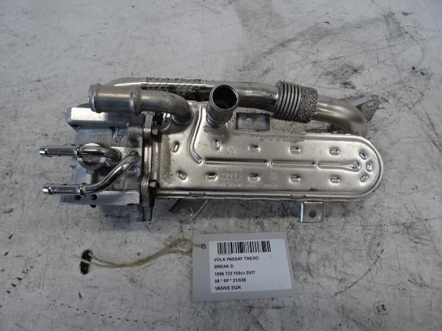 VANNE EGR Volkswagen Passat Variant (3C5) (038131513AD), Utilisé, Volkswagen