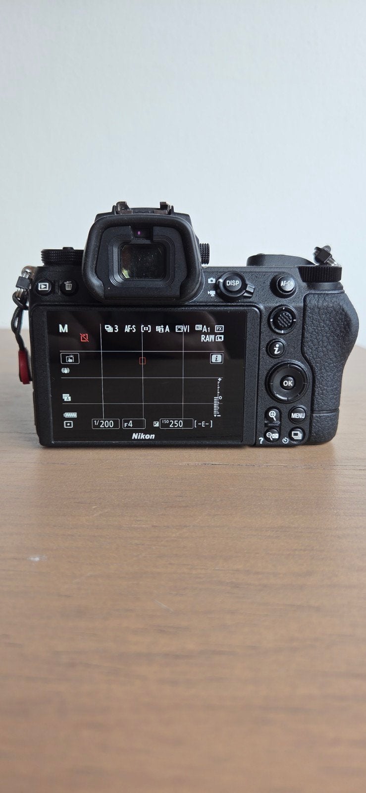 nikon Z7II, Ophalen, Nikon
