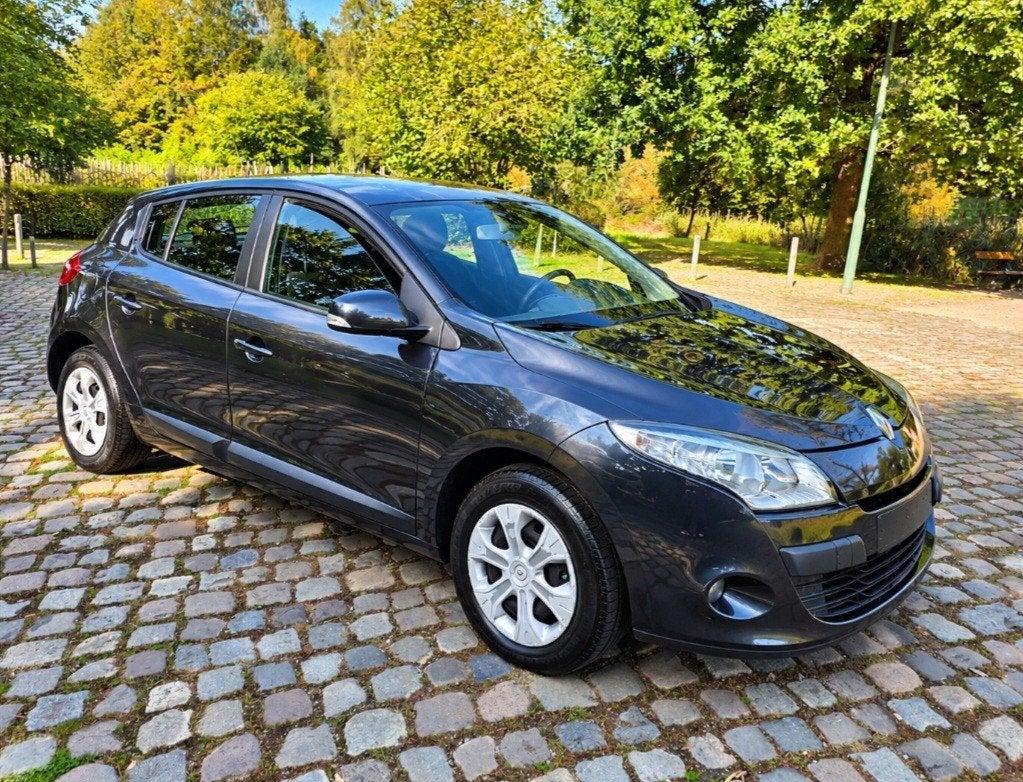 Renault Megane essence, Autos, Argent ou Gris, Achat, Boîte manuelle, 5 portes