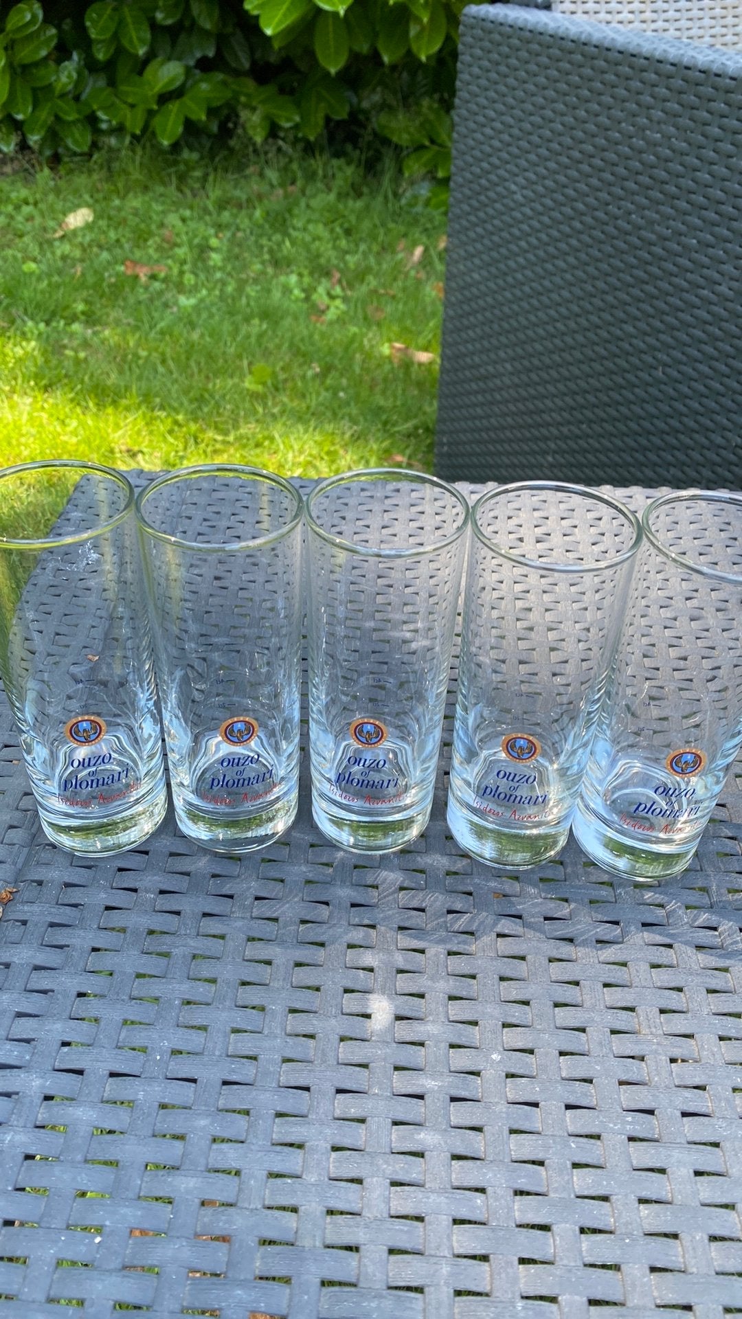 Verres à ouzo, Enlèvement, Comme neuf
