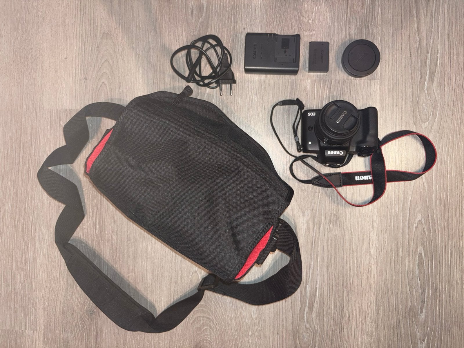 Canon EOS M50 Mark II kit, Audio, Tv en Foto, Fotocamera's Digitaal, Ophalen, Zo goed als nieuw, Canon