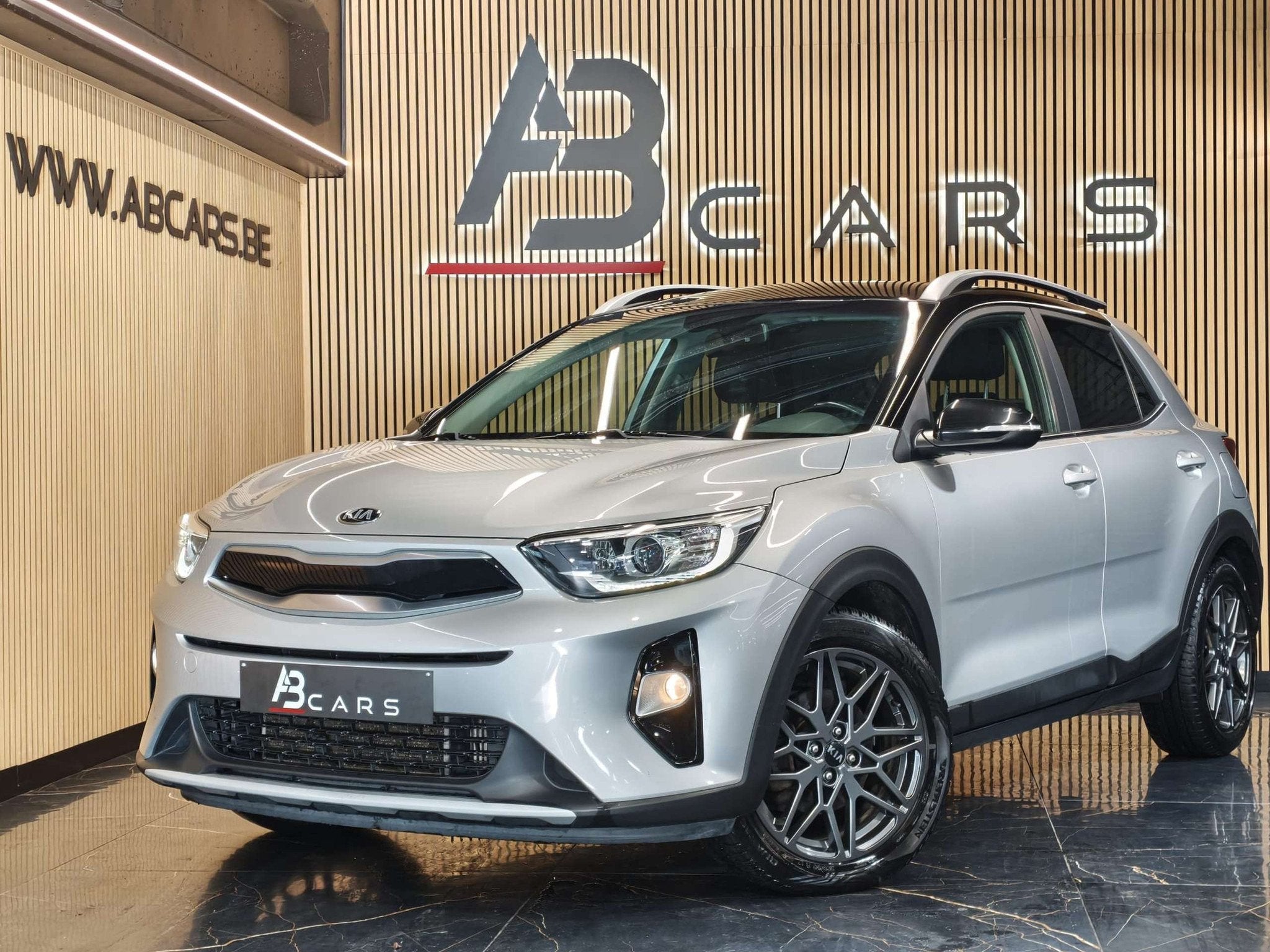 Kia Stonic 1.0TSI * 1ER PRORPIO * GARANTIE 12 MOIS *, Autos, Argent ou Gris, Achat, 998 cm³, Euro 6