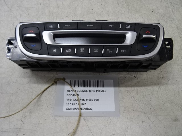 BEDIENINGSPANEEL AIRCO Renault Fluence (LZ) (275100018R), Gebruikt, Renault