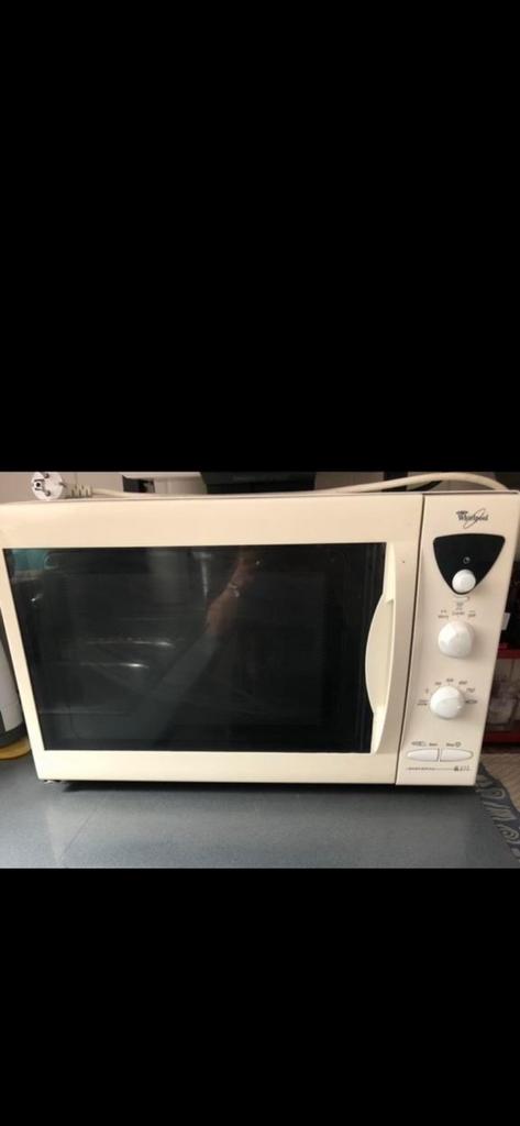 TE KOOP kast rekfiets lamp oven rlllator tafel, Dieren en Toebehoren, Ophalen, Zo goed als nieuw