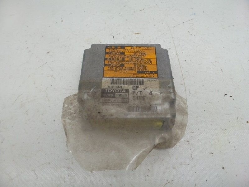 COMPUTER AIRBAG Toyota Corolla Wagon (E12) (|8917013040|), Gebruikt, Toyota