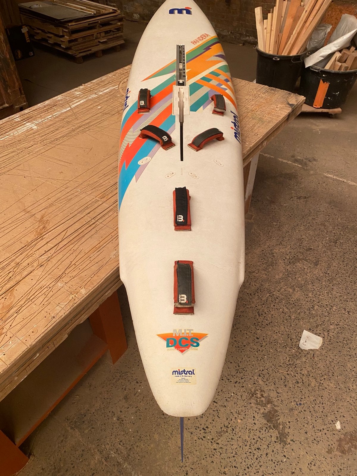 Mistral Pandera windsurf board, Sports nautiques & Bateaux, Mistral, Planche, Enlèvement, Utilisé