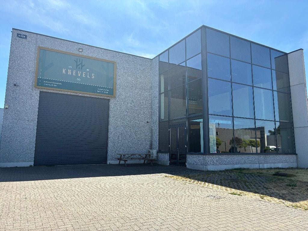 bedrijfshal te huur/te koop, Huur, Bedrijfsruimte
