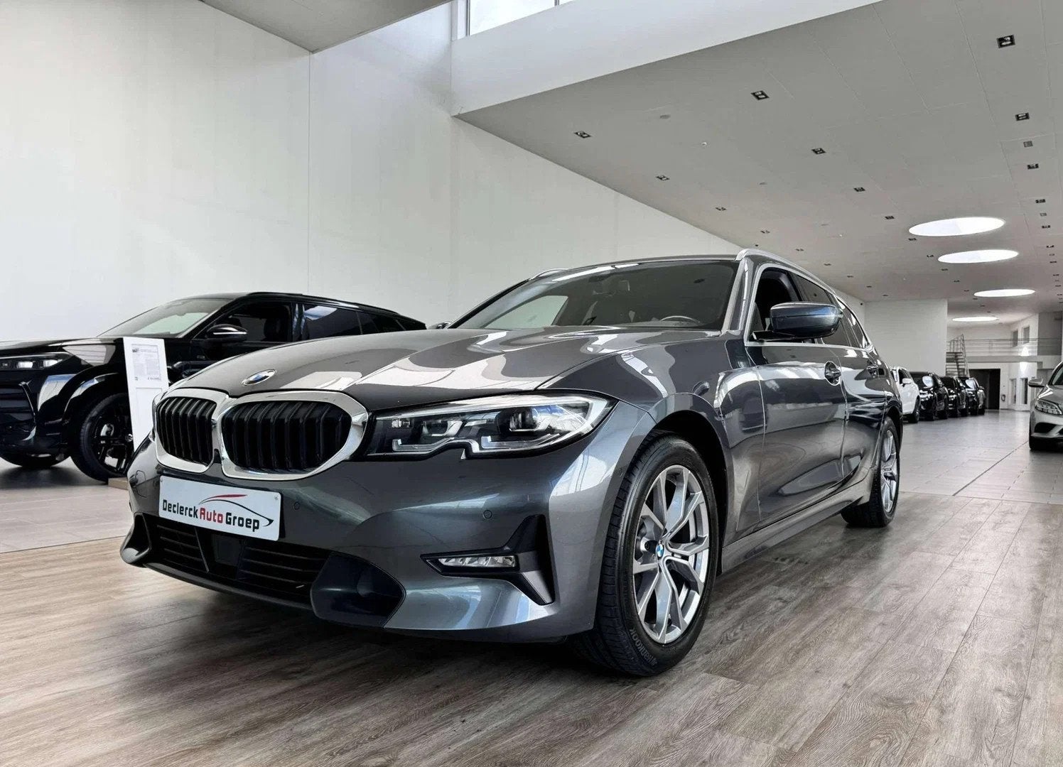 BMW 3 Serie 316 TOURING SPORT STEPTRONIC*CAMERA 360*1STE EIG, 122 pk, 4 cilinders, Lichtsensor, Leder