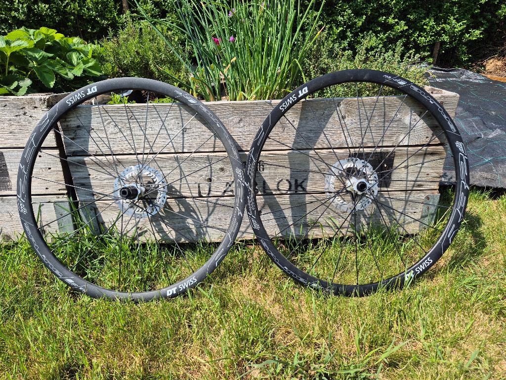 DT Swiss R32 Spline DB, Fietsen en Brommers, Fietsonderdelen, Gebruikt, Racefiets, Aluminium, DT-Swiss