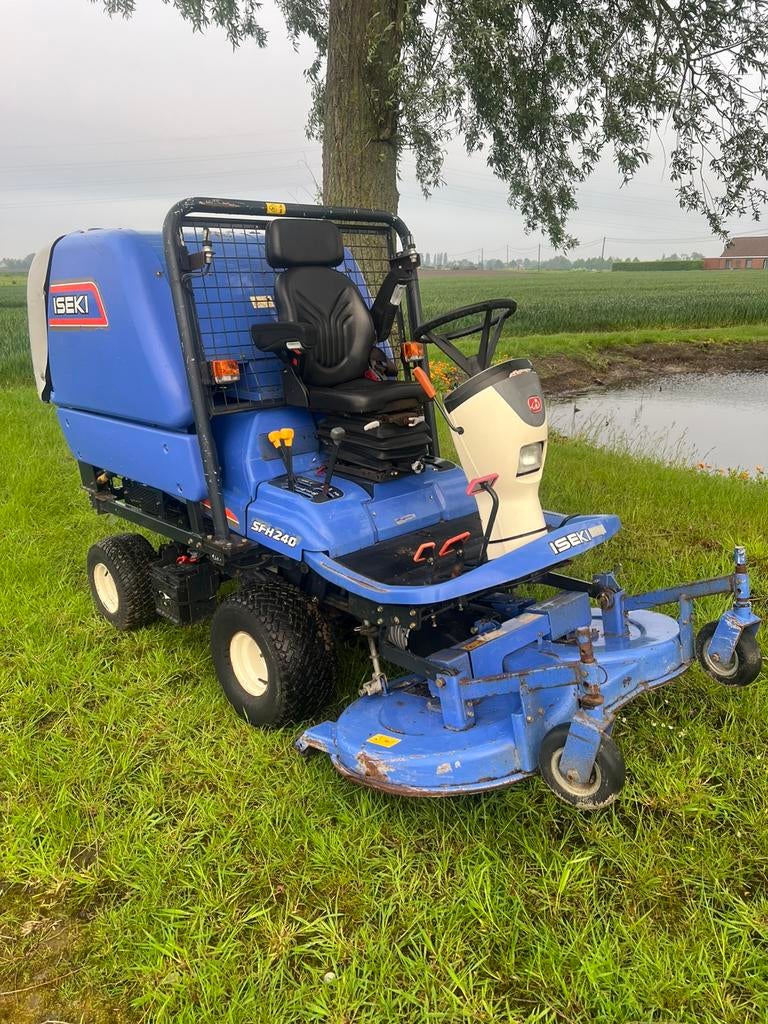 Iseki FSH 240, Tuin en Terras, Ophalen, Zo goed als nieuw, Opvangbak, 120 cm of meer