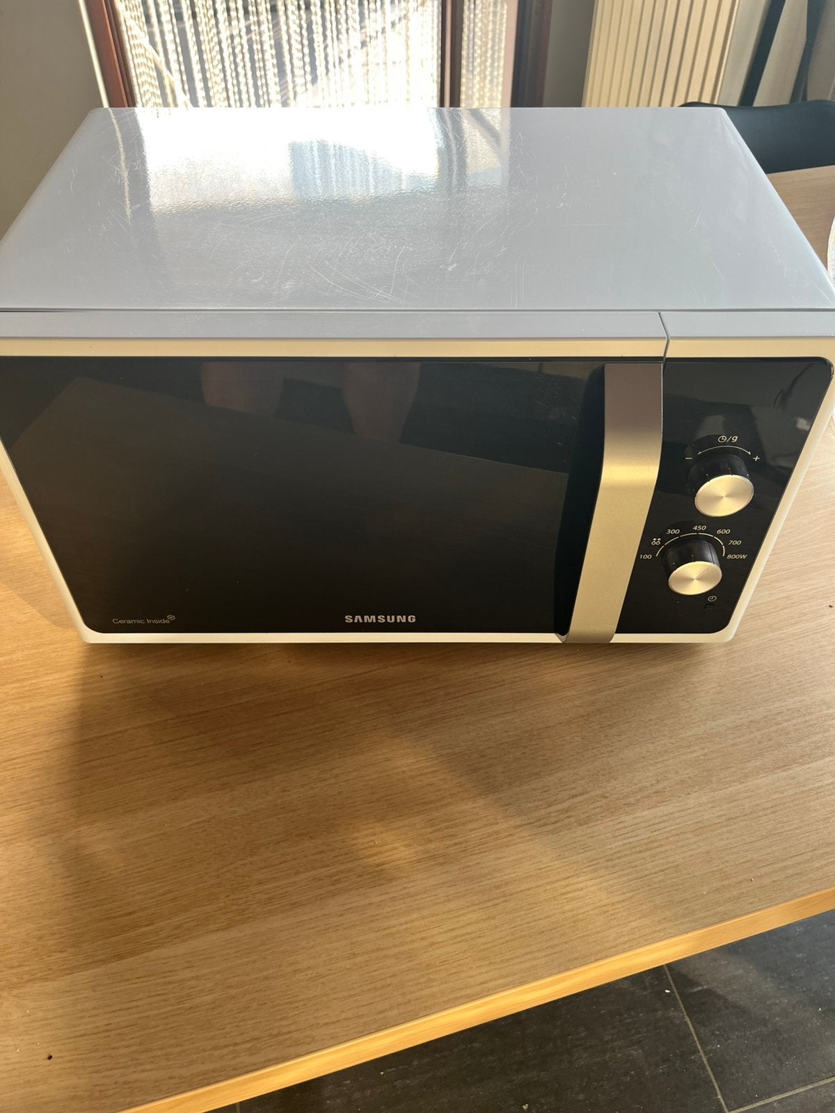Micrgolfoven SAMSUNG - heel goede staat - (48b * 28h cm hoog, Elektronische apparatuur, Microgolfovens, Ophalen, Microgolfoven