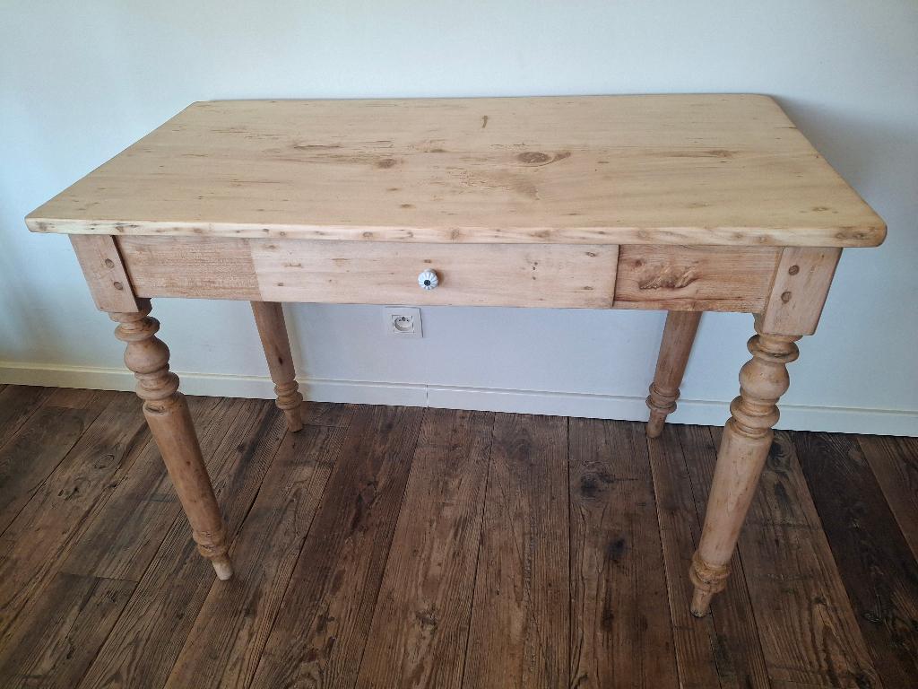 oud boerentafeltje met lade tafel, Huis en Inrichting, Tafels | Eettafels, Ophalen, Gebruikt