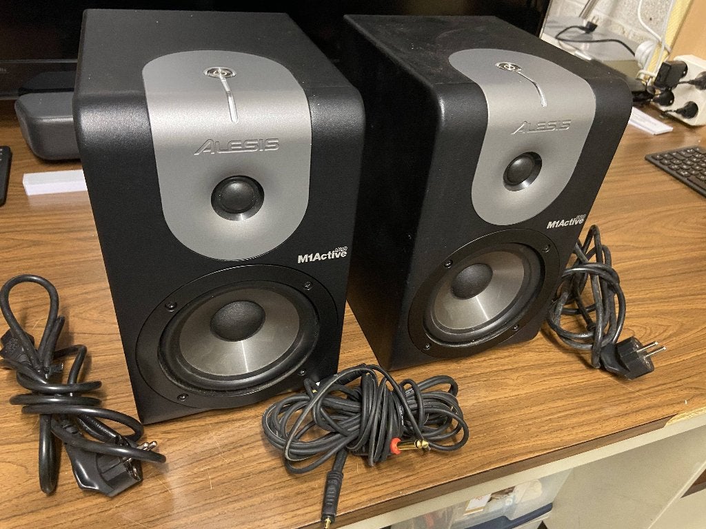 Alesis M1 520 Active studioboxen, Overige merken, Studiomonitor, Gebruikt, Ophalen of Verzenden