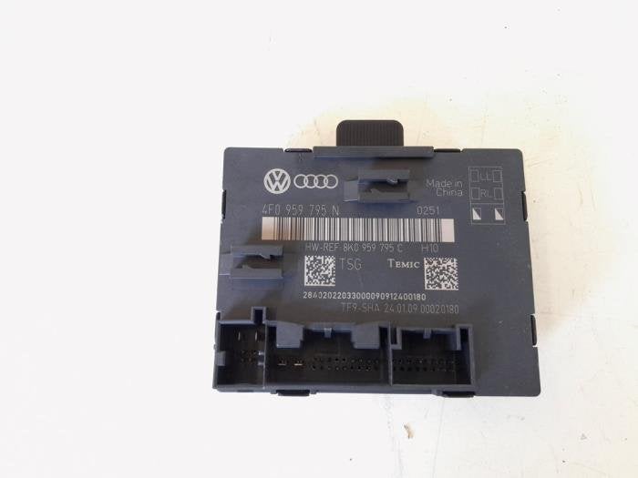 Centrale Deurvergrendelings Module van een Audi A4, Gebruikt, -, -, -