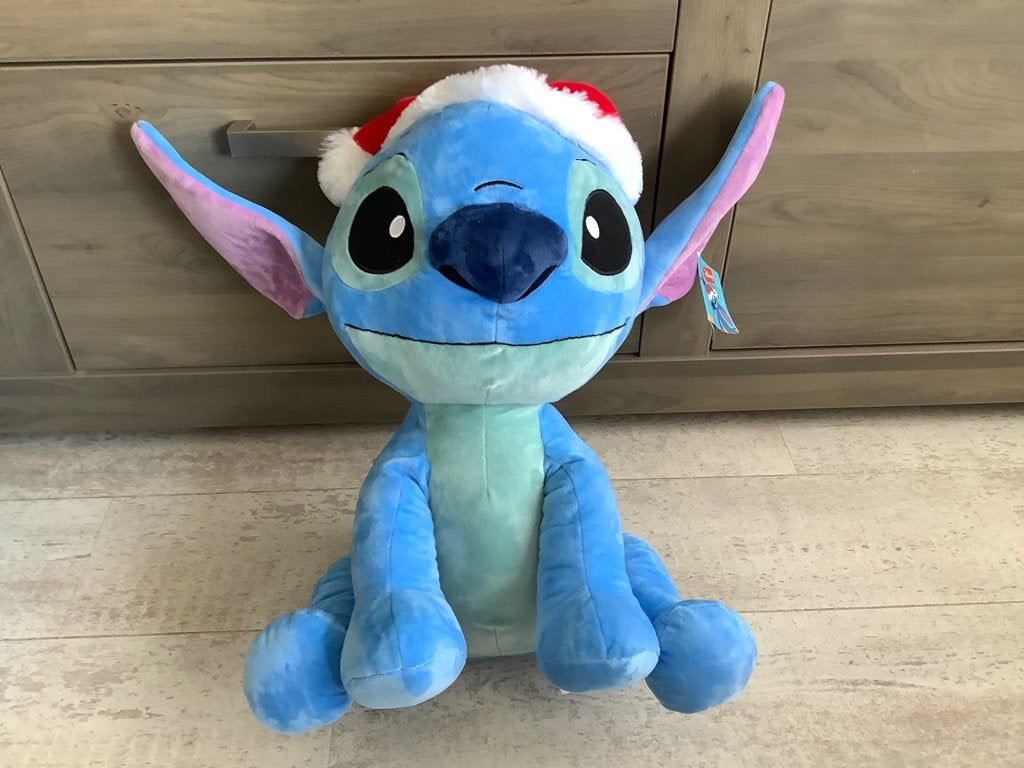 Disney Stitch grote pluche character met Kerstmuts (Nieuw), Disney, Disney, Overige typen, Blauw
