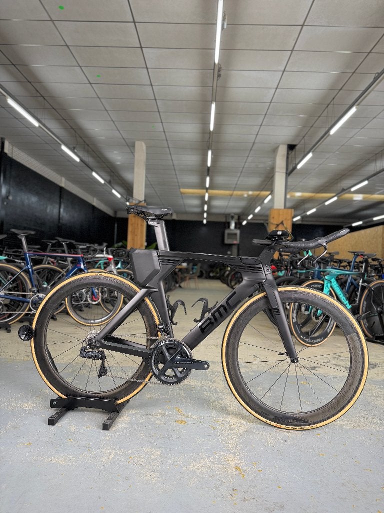 500km BMC Timemachine 01 Di2 TT Carbon Racefiets, Ophalen, Zo goed als nieuw