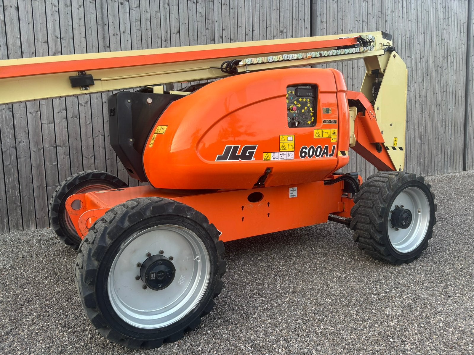 JLG 600 AJ 2018, Articles professionnels, Enlèvement