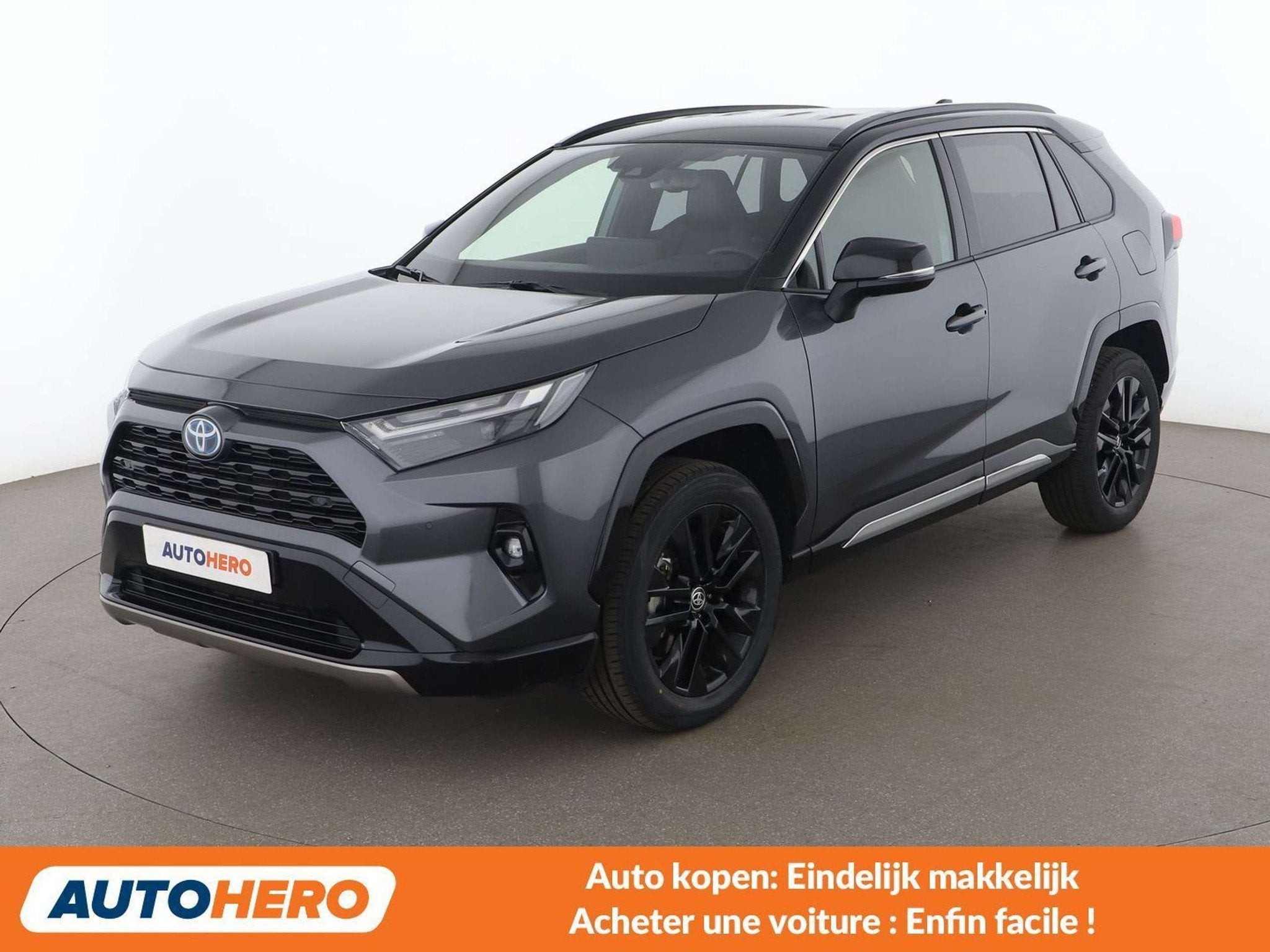 Toyota RAV4 2.5 Hybrid 4x2 (bj 2023, automaat), Auto's, Gebruikt, 5 zetels, 5 deurs, Hybride Elektrisch/Benzine