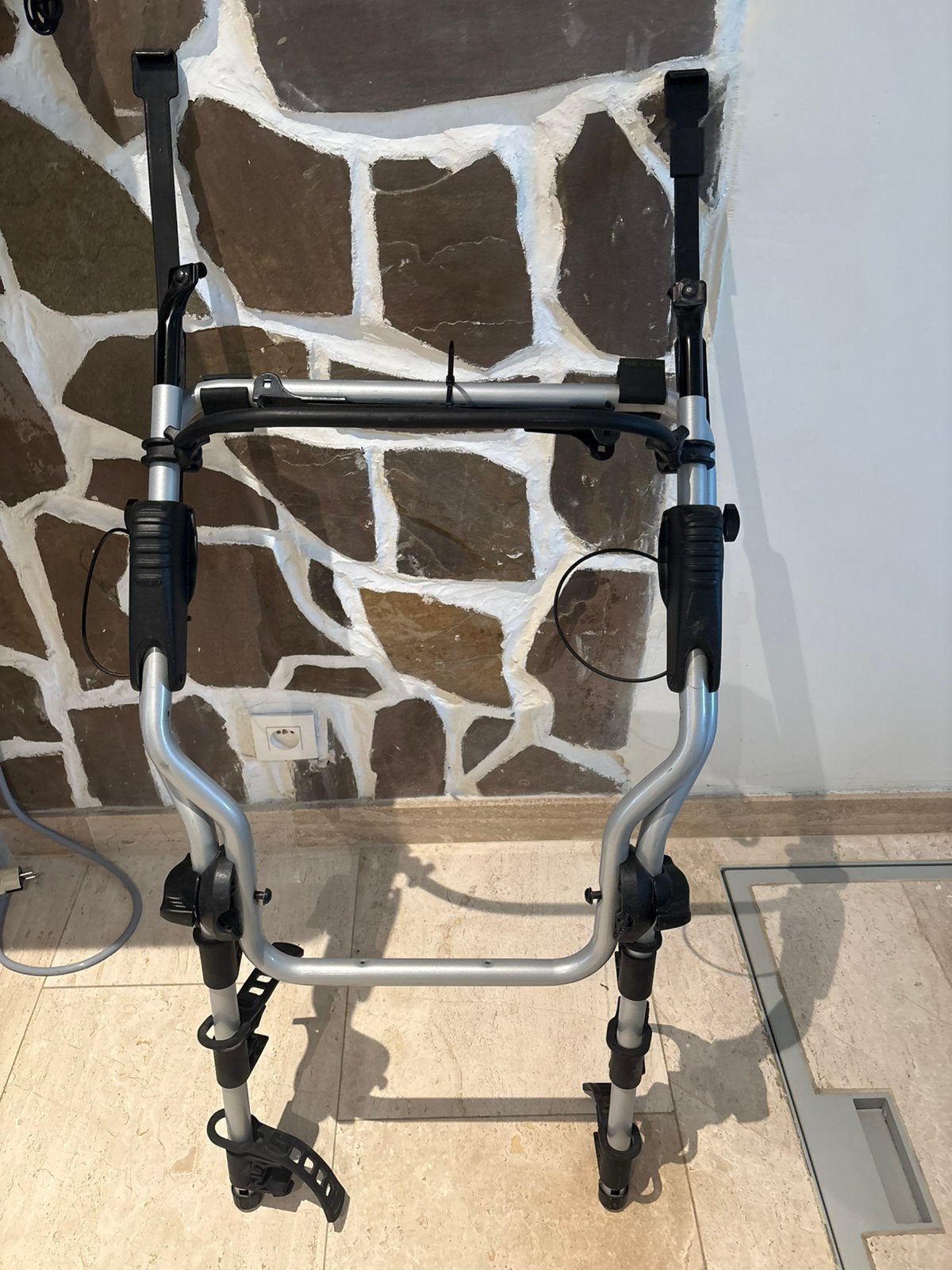 Porte-vélos Thule ClipOn 9103 – État comme neuf – 160€, Auto diversen, Fietsendragers, Nieuw, Achterklepdrager, 3 fietsen of meer