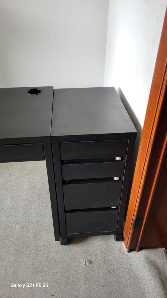 Ikea zwart bureau, Huis en Inrichting, Bureaus, Ophalen, IKEA, Zwart
