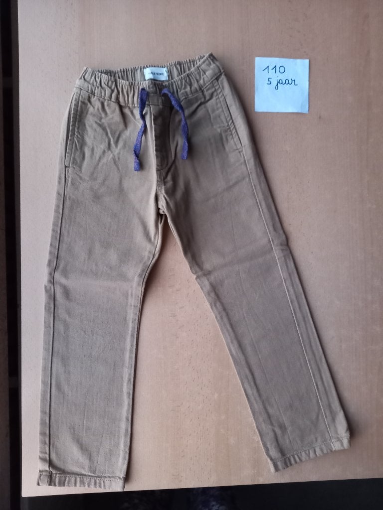 Nieuw broeken Tommy Hilfiger/Filou&Friends maat 110 jongen, Broek, Nieuw, Ophalen of Verzenden, Tommy Hilfiger