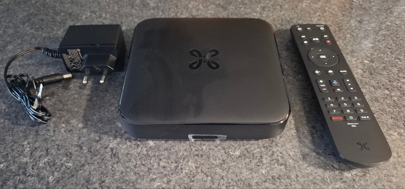 décodeur proximité V7, TV, Hi-fi & Vidéo, Enlèvement, Comme neuf