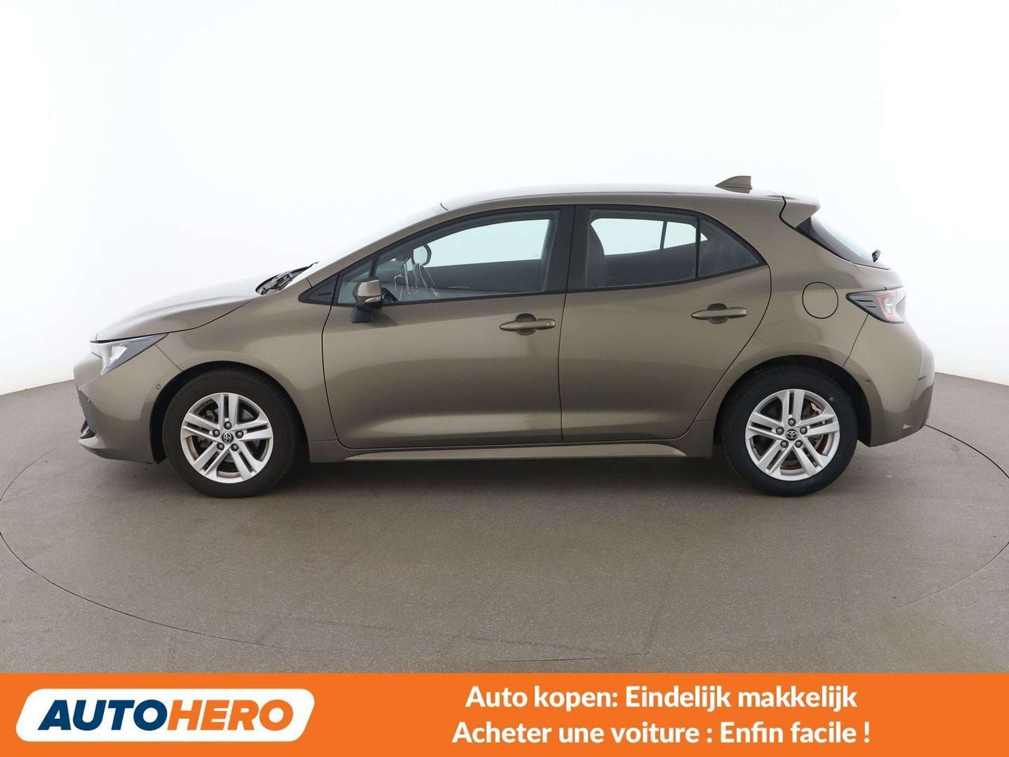 Toyota Corolla 1.8 Hybrid Active (bj 2022, automaat), Gebruikt, Corolla, Adaptive Cruise Control, 5 deurs