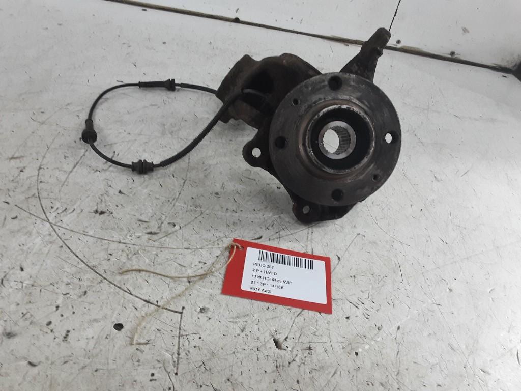 MOYEU DE ROUE AVANT GAUCHE 207 / 207+ (WA / WC / WM), Autos : Pièces & Accessoires, Freins & Transmission, Peugeot, Utilisé
