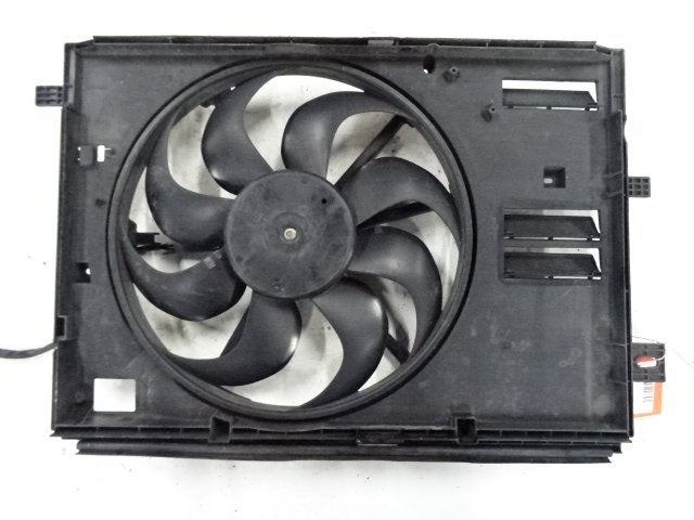 VENTILATEUR CASING Peugeot 308 (L3 / L8 / LB / LH / LP), Kontakt-peugeot@peugeot.com, Utilisé, Peugeot Deutschland GmbH, Bahnhofsplatz
65423  Rüsselsheim, DE