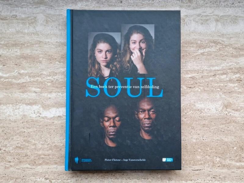 Soul, een fotoboek ter preventie van zelfdoding / zelfmoord, Boeken, Verzenden, Pieter Clicteur, Maatschappij en Samenleving, Nieuw