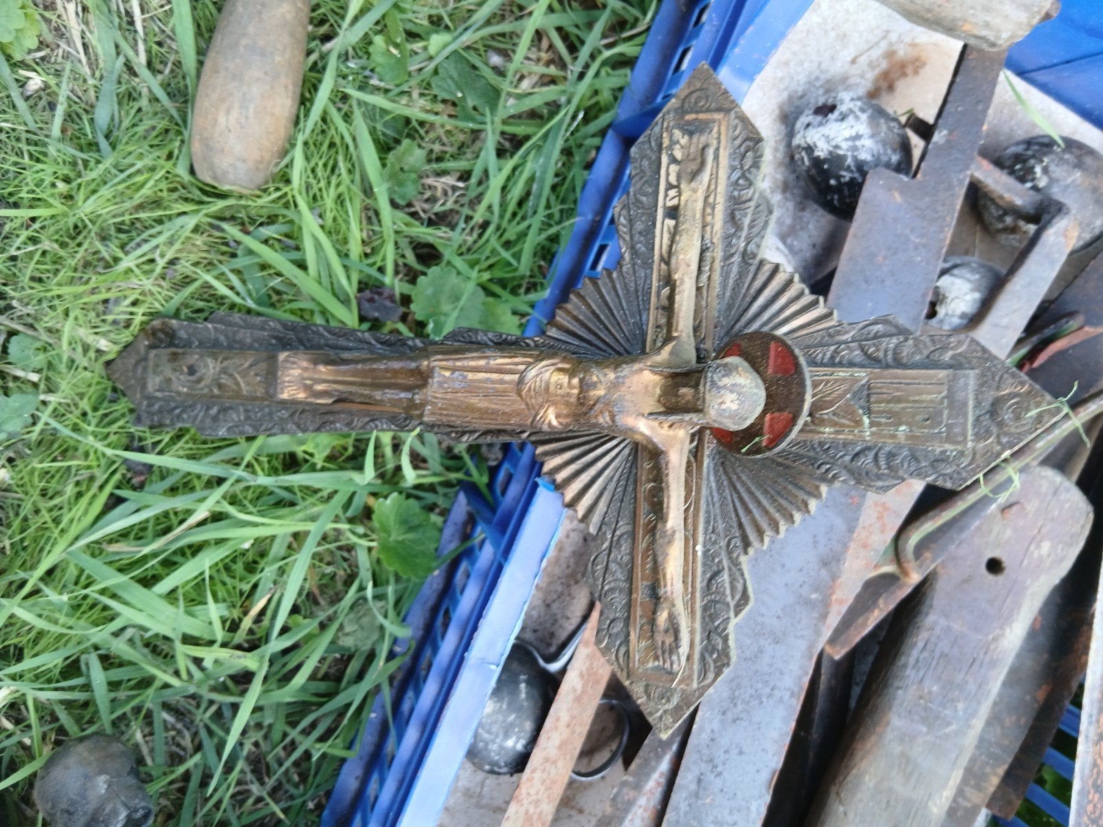 Crucifix ancien, Antiquités & Art, Enlèvement