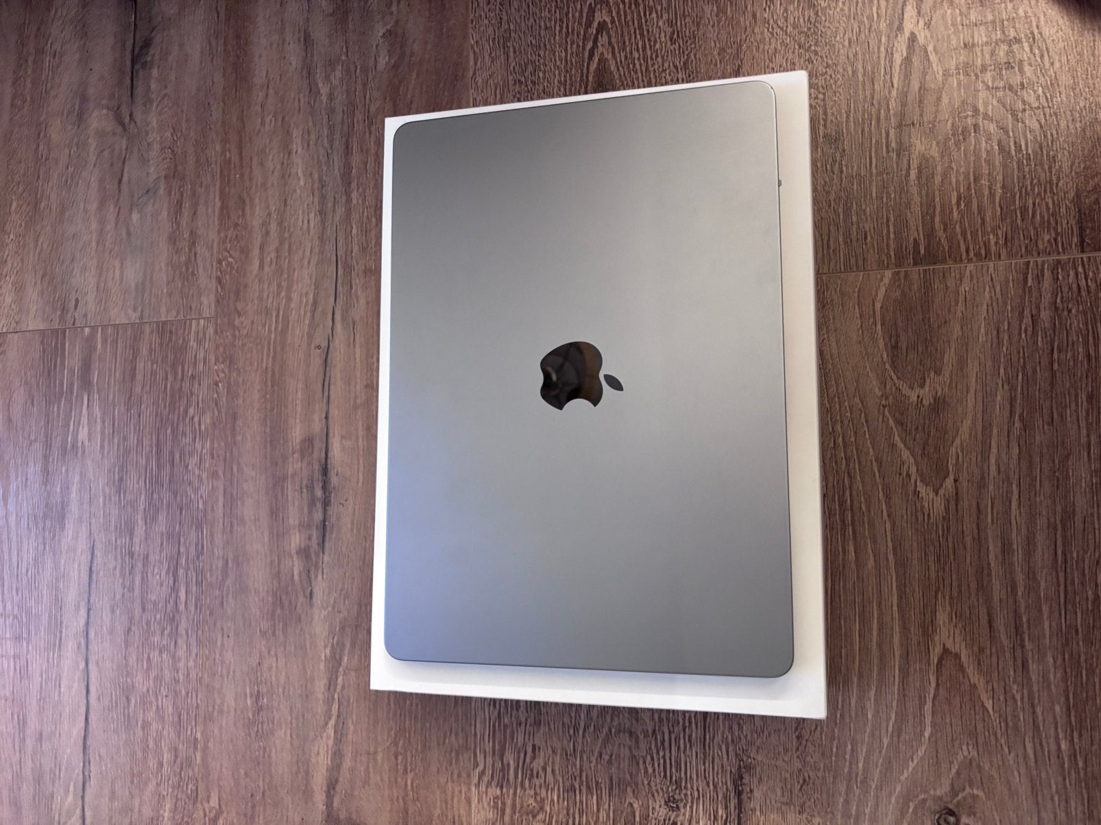 Macbook M3 2024, Informatique & Logiciels, Apple Macbooks, Comme neuf, MacBook, 13 pouces, 4 Ghz ou plus, 256 GB, 8 GB, Azerty