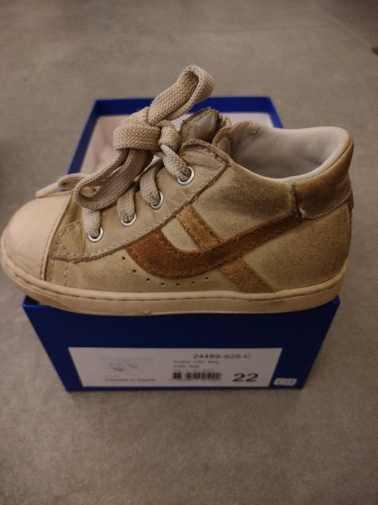 Kinderschoenen maat 22, Kinderen en Baby's, Kinderkleding | Schoenen en Sokken, Ophalen, Gebruikt, Schoenen, Jongen