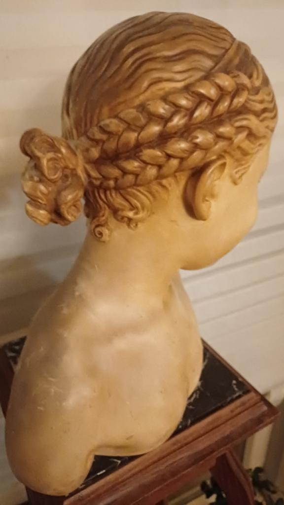 Ary deco kind in zwaar gips, Antiek en Kunst, Ophalen, Art deco, Gips