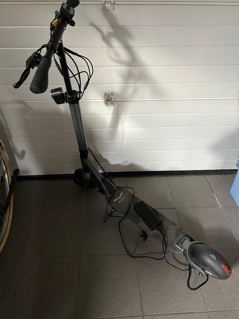 Elektrische step, Fietsen en Brommers, Steps, Ophalen, Gebruikt, Elektrische step (E-scooter)