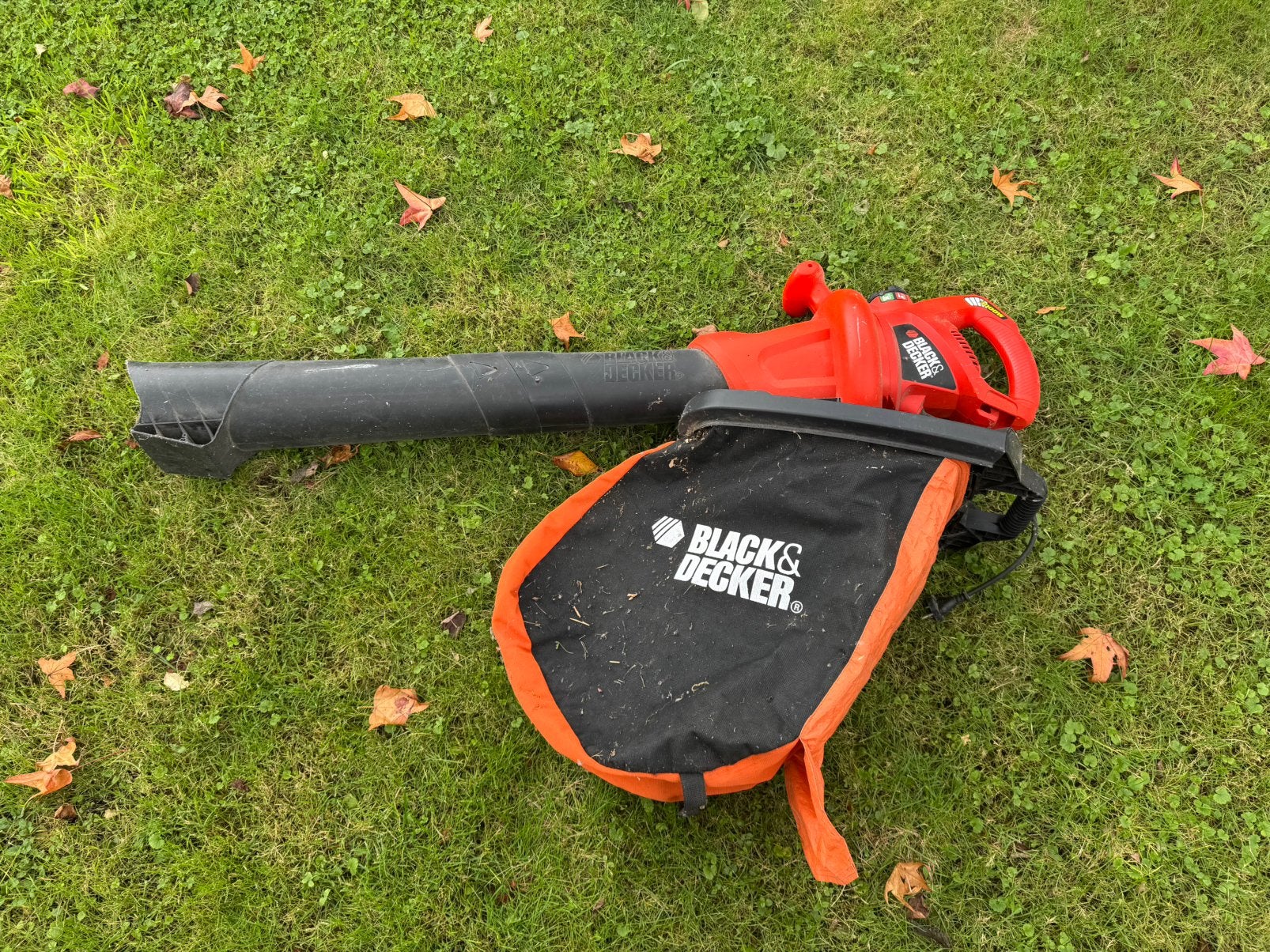 Black & Decker elektrische bladblazer / bladzuiger – 3000 W, Ophalen, Zo goed als nieuw, Elektrisch