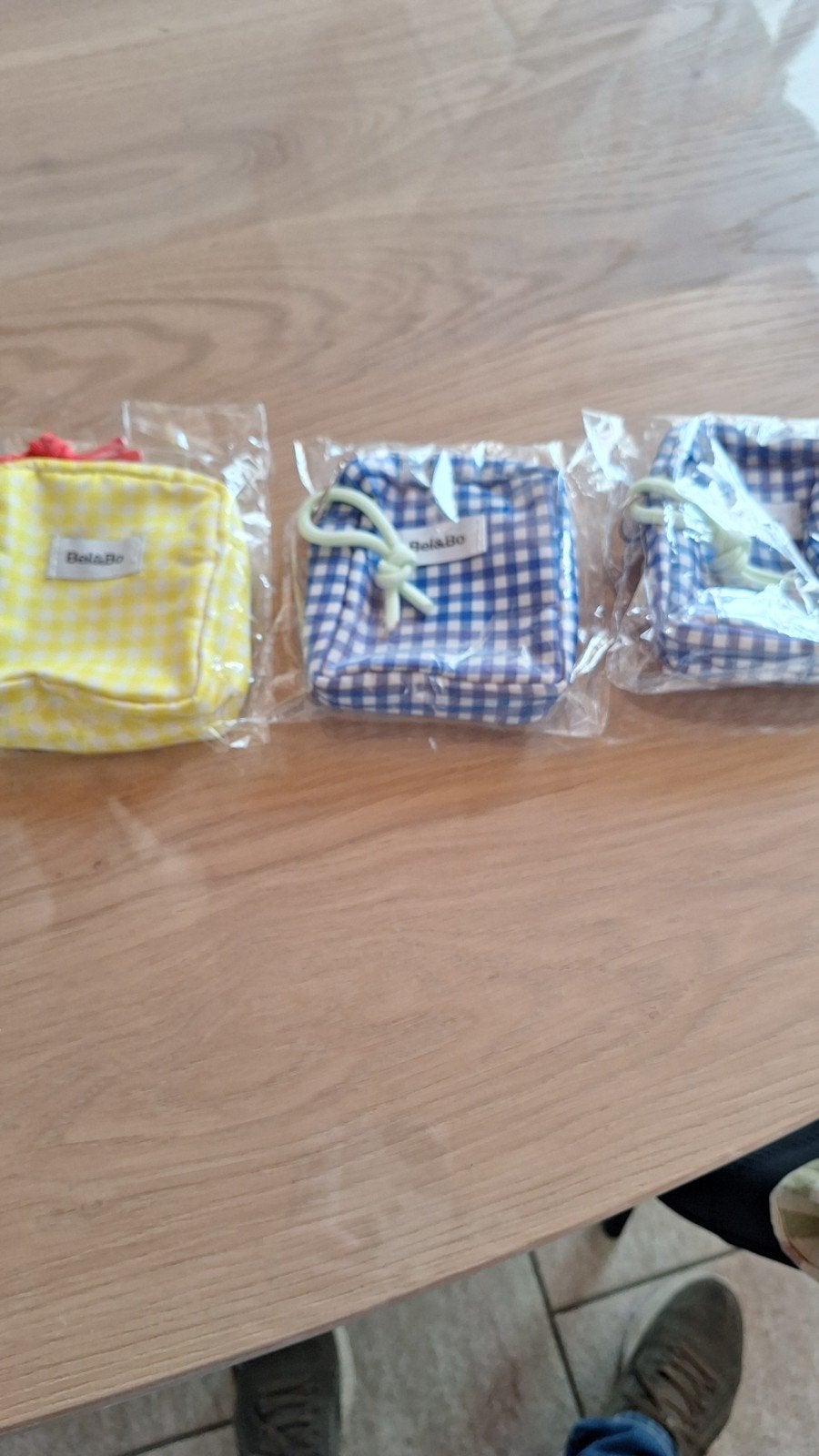 3 kleine toilettas, Bijoux, Sacs & Beauté, Trousses de toilette, Enlèvement ou Envoi
