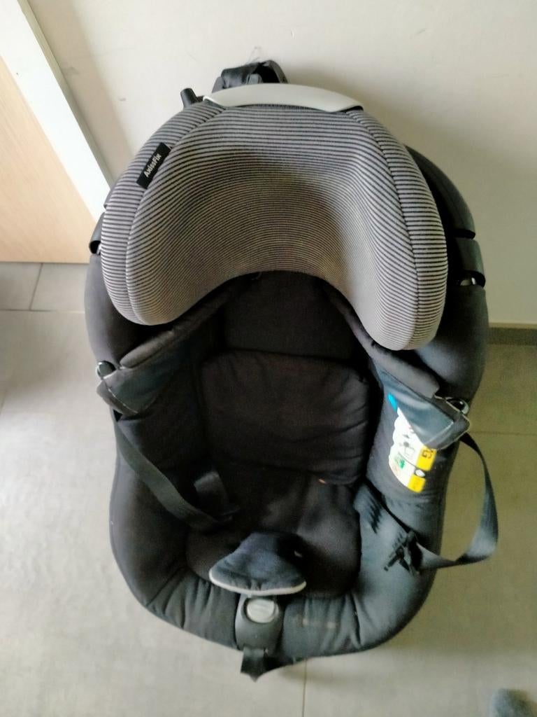 Draaibare Autostoel axissfix van merk Maxi cosi, Ophalen