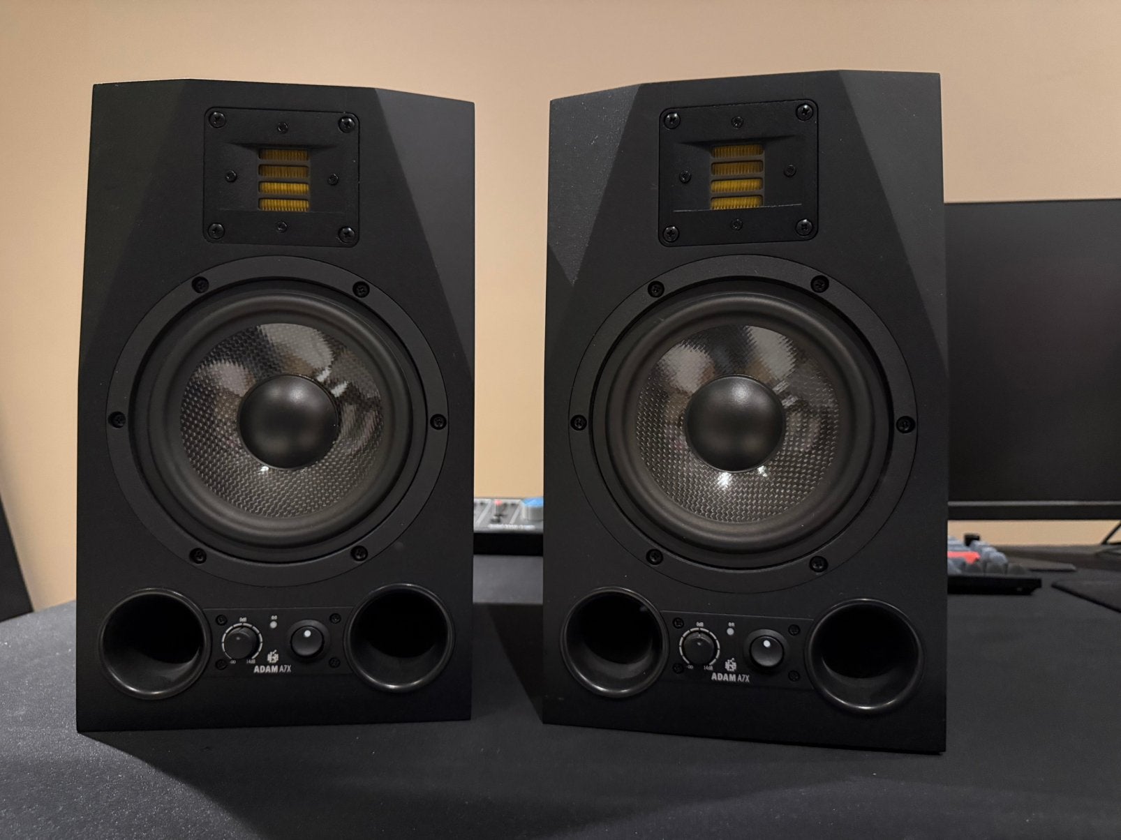 Adam A7X, TV, Hi-fi & Vidéo, Enlèvement, Comme neuf