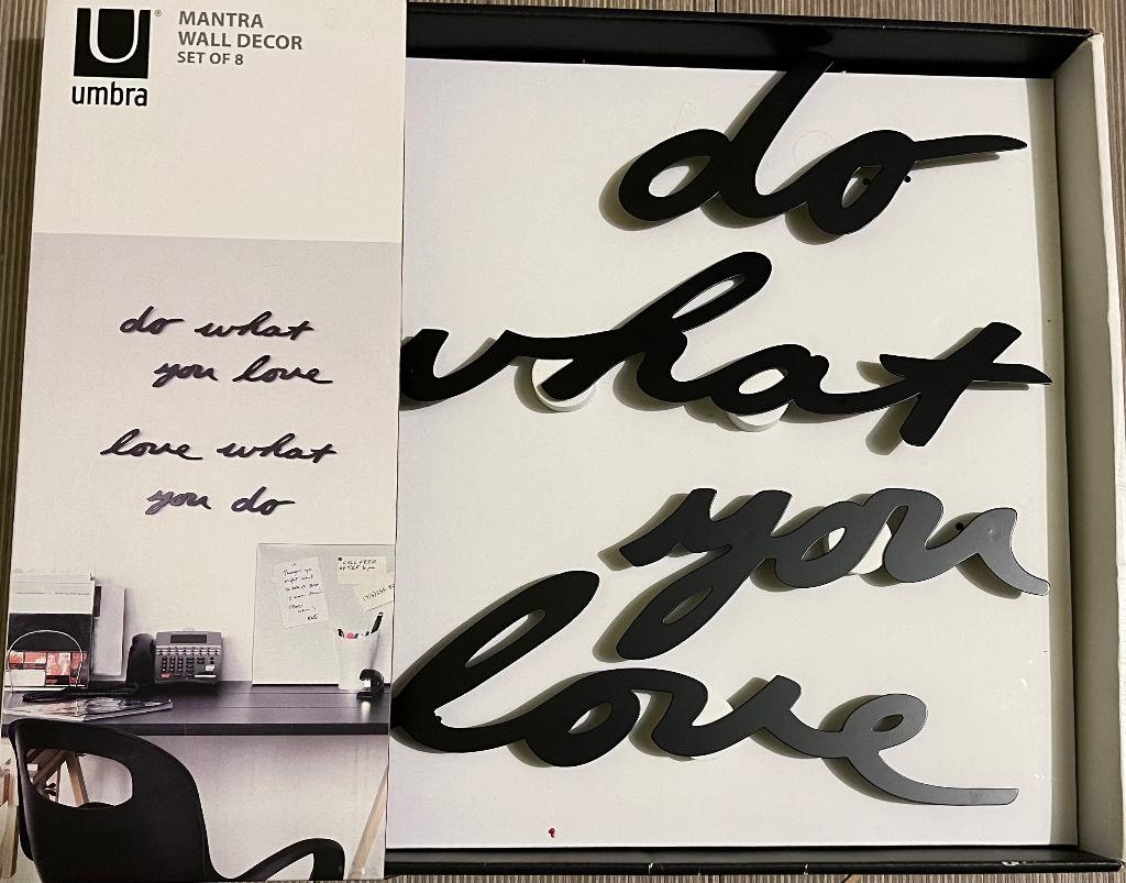 Umbra wanddecoratie tekst Love, Huis en Inrichting, Ophalen of Verzenden, Nieuw