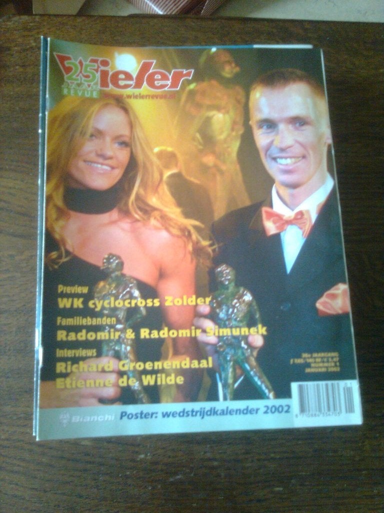 Wieler Revue 2002 jaargang 26, Verzamelen, Ophalen of Verzenden, 1980 tot heden, Tijdschrift