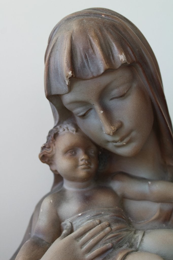 Statue Art Déco en terre cuite, signée par Dommisse J., Statue, Enlèvement ou Envoi, Marqué, Femme