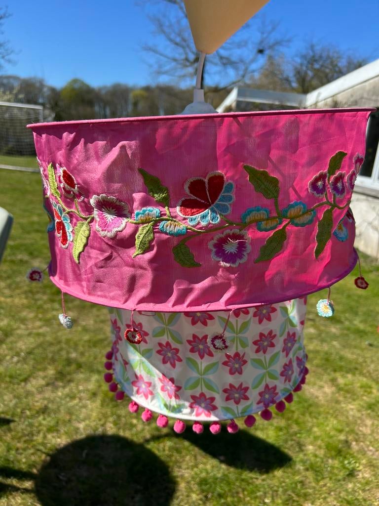 Roze bloemen lamp, Ophalen, Gebruikt