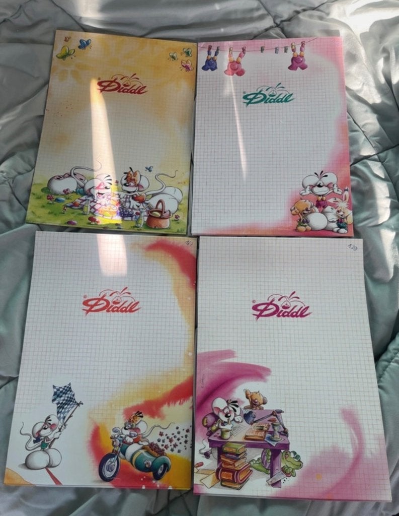 4 A4 blaadjes nr 121, 126, 127, 129, Ophalen, Diddl, Zo goed als nieuw, Papier, Kaart of Schrift