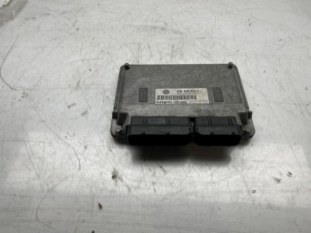 COMPUTER MOTOR Polo IV (9N1 / 2/3) (|03E906033L|), Auto-onderdelen, Elektronica en Kabels, Volkswagen, Gebruikt