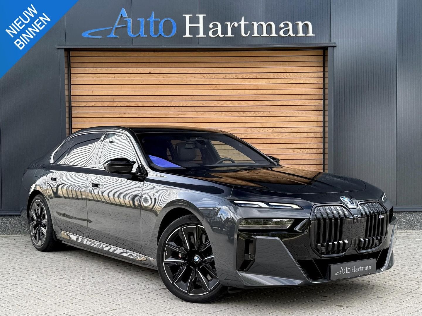 BMW M760 7-serie M760e xDrive REAR-ENTERTAINMENT|SKYLOUNGE|I, Autos, BMW, Argent ou Gris, Achat, 22 kWh, Entreprise