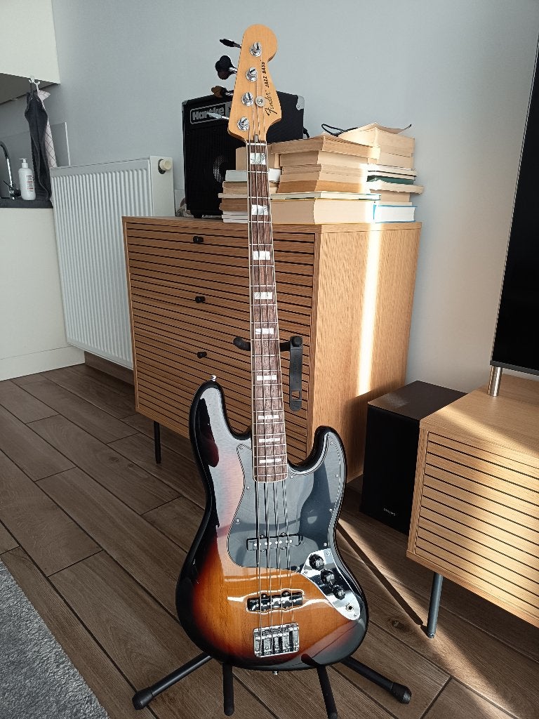 Fender Jazz Bass '70 MIM, Muziek en Instrumenten, Snaarinstrumenten | Gitaren | Bas, Ophalen, Gebruikt, Elektrisch