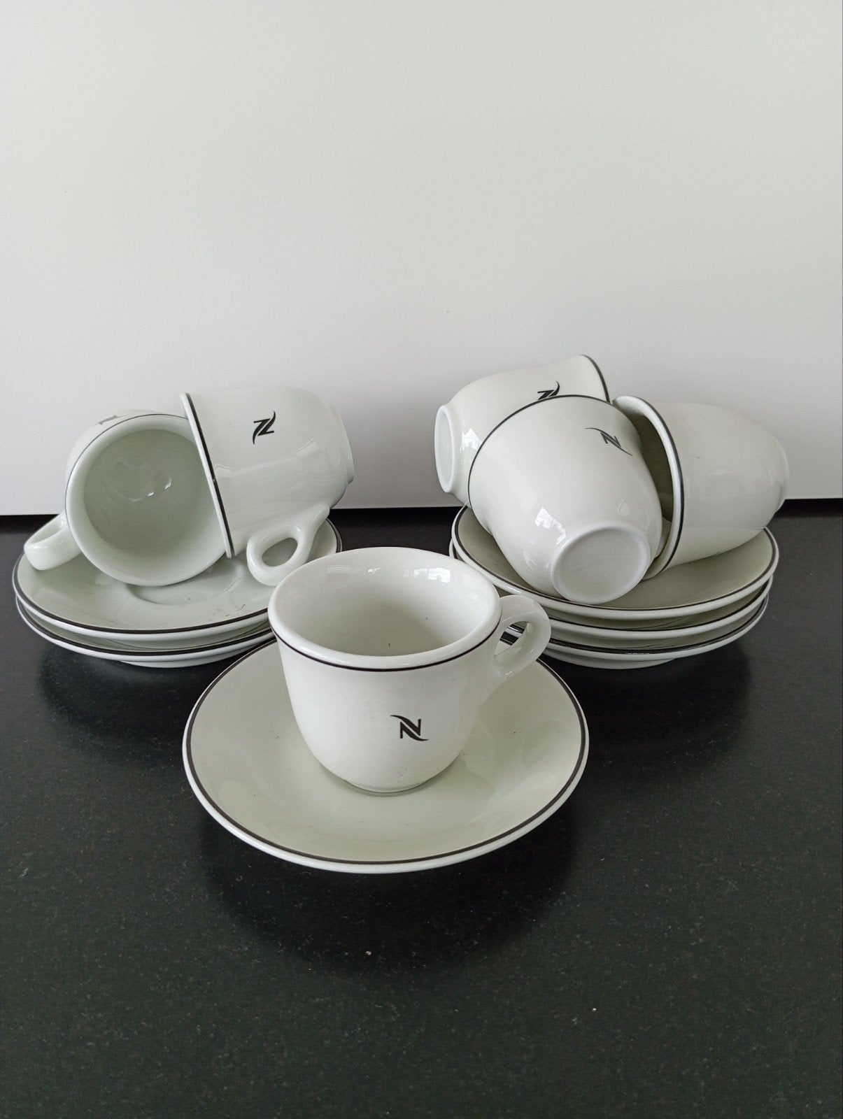 6 espresso kopjes met schotel Nespresso, Huis en Inrichting, Ophalen of Verzenden