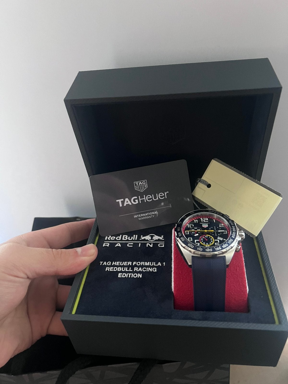 Tag Heuer Red Bull, Enlèvement ou Envoi, Comme neuf, TAG Heuer